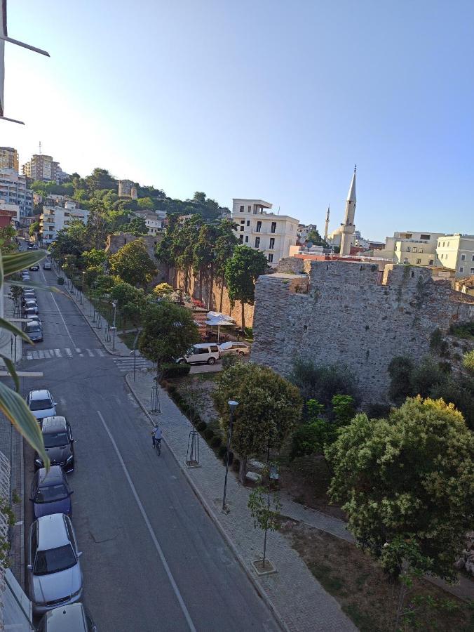 Lukas Apartament Vollga Durrës Zewnętrze zdjęcie